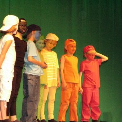Lievelingskleur Groen (12) - Toneelvereniging Plankenkoorts 